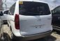 Selling White Hyundai Starex 2017 in Cainta-3
