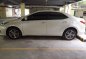 Selling Pearl White Toyota Corolla Altis 2015 in Makati-9