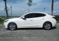White Mazda 3 2015 for sale in Carmona-5