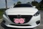 White Mazda 3 2015 for sale in Carmona-2