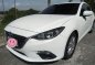 White Mazda 3 2015 for sale in Carmona-3