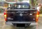 Selling Nissan Navara 2016 in Makati-3