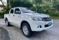 White Toyota Hilux 2013 for sale in Automatic-0