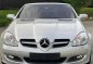 Pearl White Mercedes-Benz SLK350 2006 for sale in Las Pinas-2