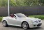 Pearl White Mercedes-Benz SLK350 2006 for sale in Las Pinas-6