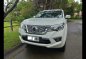 Selling White Nissan Terra 2019 in Tagaytay-1