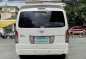Selling Pearl White Toyota Hiace Super Grandia 2011 in Quezon City-3