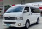 Selling Pearl White Toyota Hiace Super Grandia 2011 in Quezon City-0
