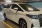 Selling White Toyota Alphard 2020 in Quezon City-2