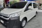 Selling White Toyota Hiace Commuter 2020 in Manila-1