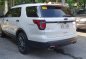 Pearl White Ford Explorer 2016 for sale in Automatic-3