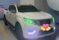 Selling White Nissan Navara 2019 in Pateros-2