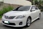 White Toyota Corolla Altis 2012 for sale in Las Pinas-4