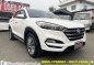 Selling White Hyundai Tucson 2018 in Cainta-0