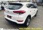 Selling White Hyundai Tucson 2018 in Cainta-6