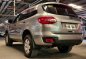 Selling Silver Ford Everest 2016 in Pateros-6