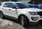Selling Pearl White Ford Explorer 2017 in Magalang-2