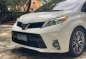 Selling White Toyota Sienna 2013 in Malabon-1