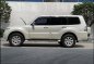 Selling Pearl White Mitsubishi Pajero 2011 in Jaen-1