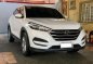 Selling Pearl White Hyundai Tucson 2016 in Silang-2
