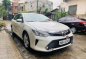 Pearl White Toyota Camry 2016 for sale in Automatic-4