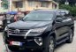 Selling Black Toyota Fortuner 2020 in Makati-1