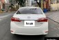 Selling Pearl White Toyota Corolla Altis 2015 in Pasig-1