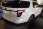 White Ford Explorer 2015 for sale in Quezon-2