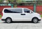 Sell White 2015 Hyundai Starex in Makati-9