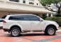 Selling White Mitsubishi Montero 2014 in Makati-9