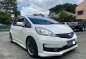 Selling Pearl White Honda Jazz 2013 in Quezon City-0