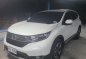 Selling White Honda CR-V 2018 in Mandaluyong-2