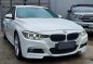 Selling White BMW 320D 2014 in Quezon-0