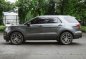 Selling Grey Ford Explorer 2016 in Quezon City-5