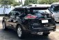 Black Nissan X-Trail 2015 for sale in Automatic-4