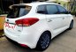 Selling White Kia Carens 2015-4