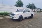 Selling White Toyota Hilux 2013 in Muntinlupa-2