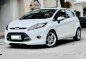 Selling White Ford Fiesta 2013 -2