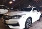 White Honda Accord 2018 for sale in Automatic-2