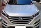 Selling Brightsilver Hyundai Tucson 2017 in Quezon-0