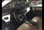 Selling WhiteToyota Corolla Altis 2014 Sedan in Parañaque-3