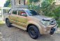 Beige Toyota Hilux 2010 for sale in Meycauayan-1