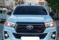 Selling White Toyota Hilux 2020 -0