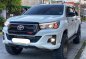 Selling White Toyota Hilux 2020 -2
