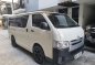 Selling White Toyota Hiace 2018 in Quezon City-3