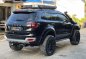 Selling Black Ford Everest 2016 in Quezon-4