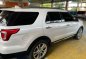 Selling White Ford Explorer 2017 in Caloocan-3