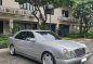 Selling Brightsilver Mercedes-Benz E-Class 1996 in Pasig-2