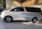 Selling Pearl White Toyota Alphard 2011 in Pasig-4