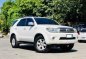 Selling Pearl White Toyota Fortuner 2011 in Malvar-0